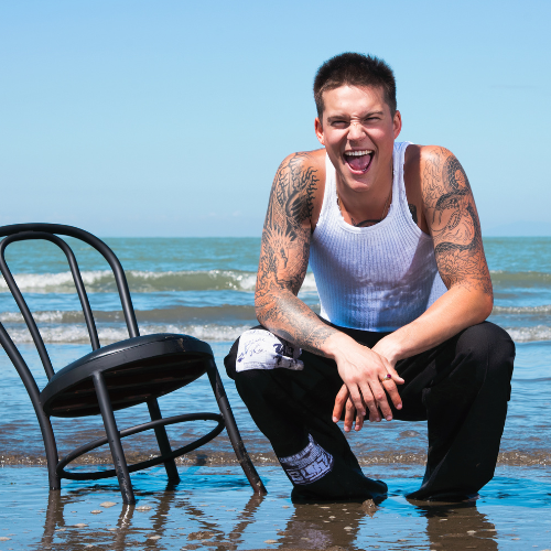 Canadian country sensation Cameron Whitcomb announces the hard way tour debut Australia & New Zealand shows for May 2026